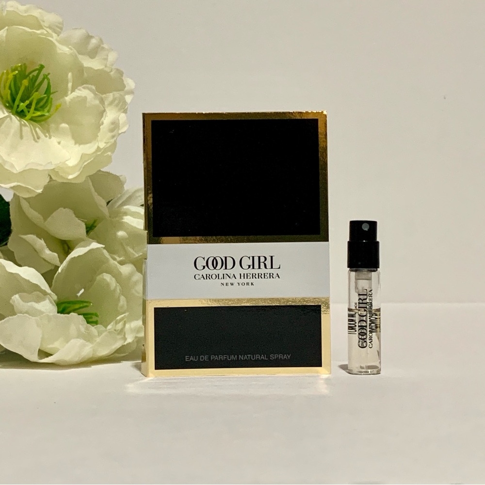 New Carolina Herrera Good Girl Womens EDP 0.05 Oz / 1.5mL Sample Sprays